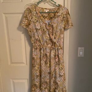 LÇ. Lauren Conrad Floral
Print Pleated Empire Waist Chiffon V-
Neck Midi Dress